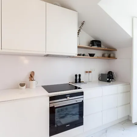 Flh Restauradores Deluxe With Terrace Apartment